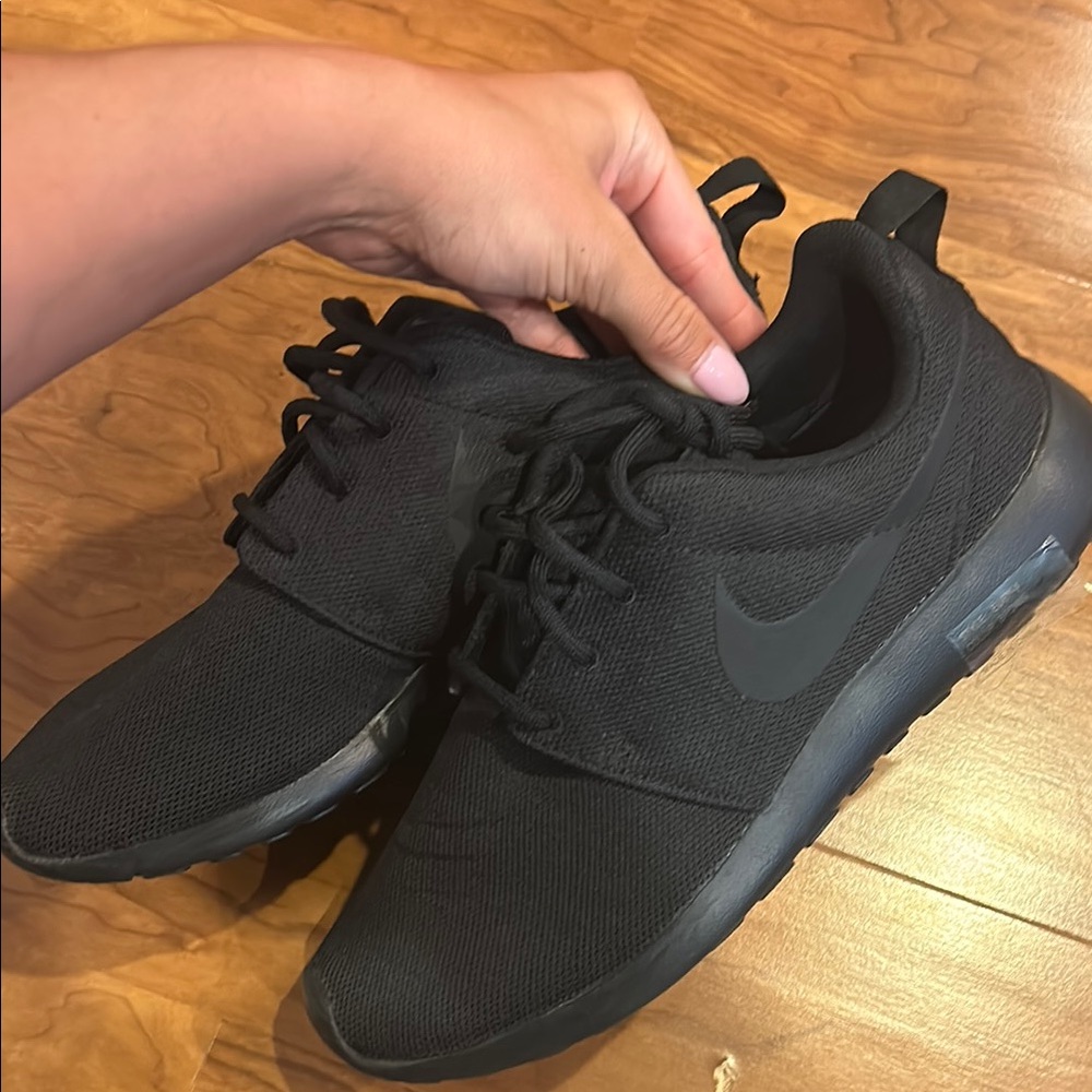 Black Nike Sneakers